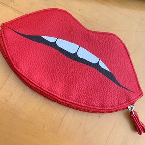 NYX Lips Makeup Bag
